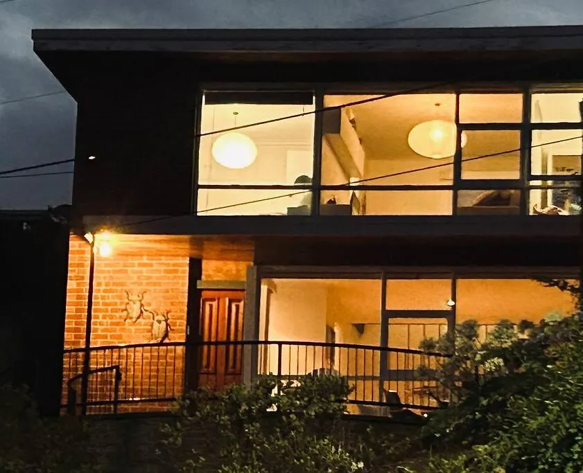 Вилла The Tassie - Luxury With Panoramic Water Views Хобарт